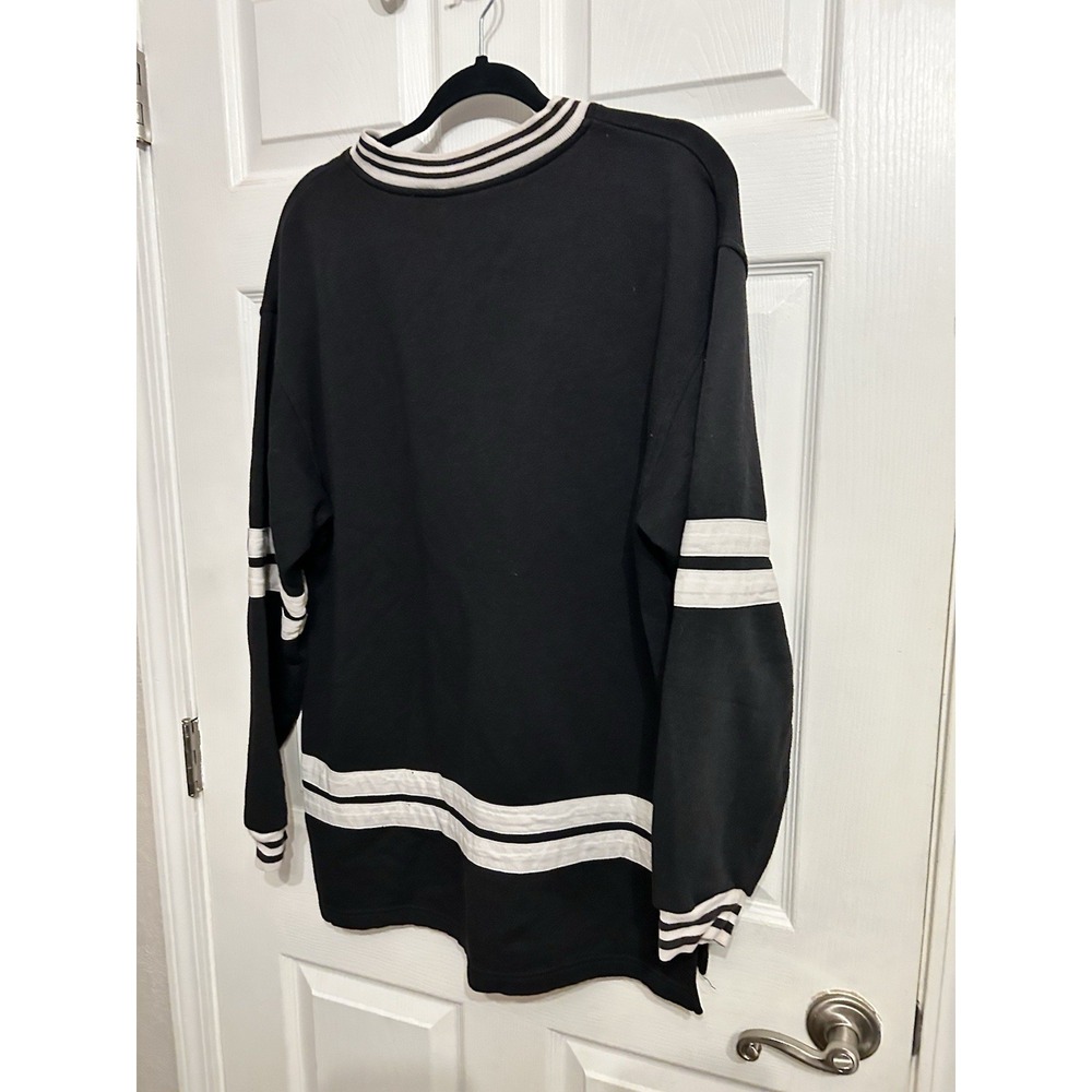 Vintage Disney Mickey & Co. Classic Crew Neck Sweatshirt Medium Embroidered 90s - Picture 10 of 15